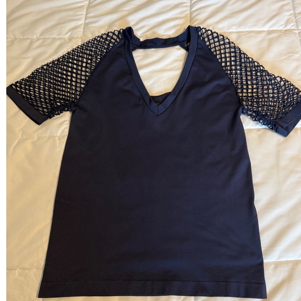 Venus Top Women L Blue Excellent Mesh Short Sleeve V-Neck Cut Out Back Shirt